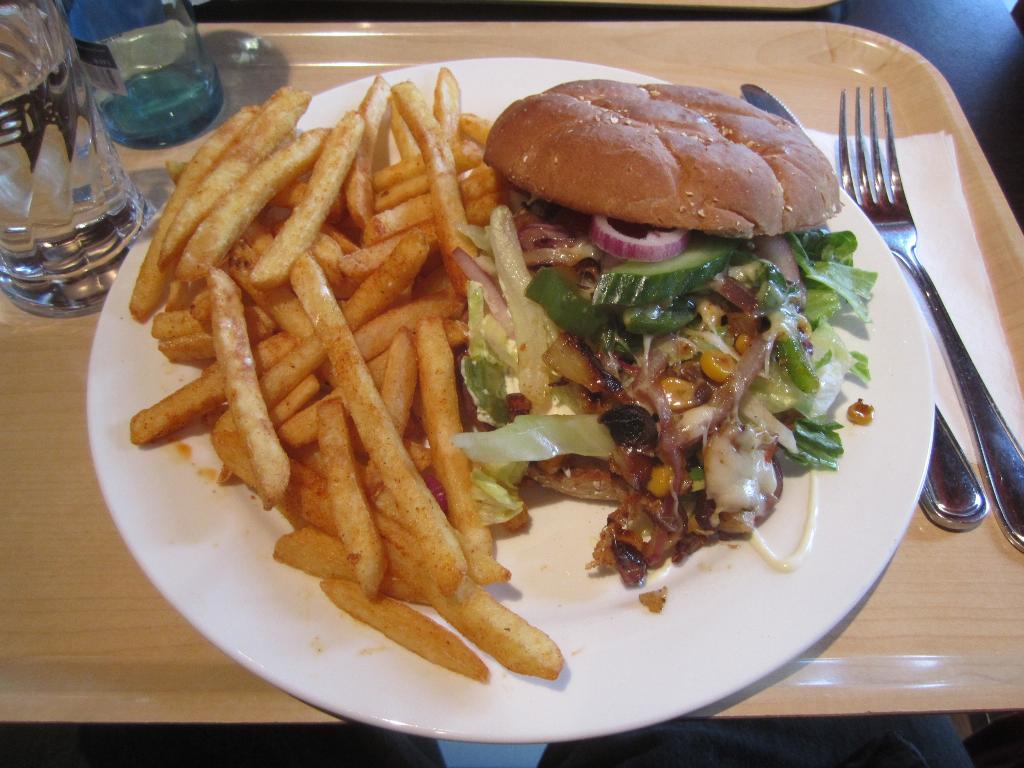 Veg Burgare, Café Benoni