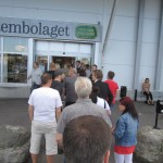 Kö till embolaget