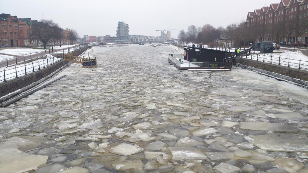 Trasig is i Gavleån