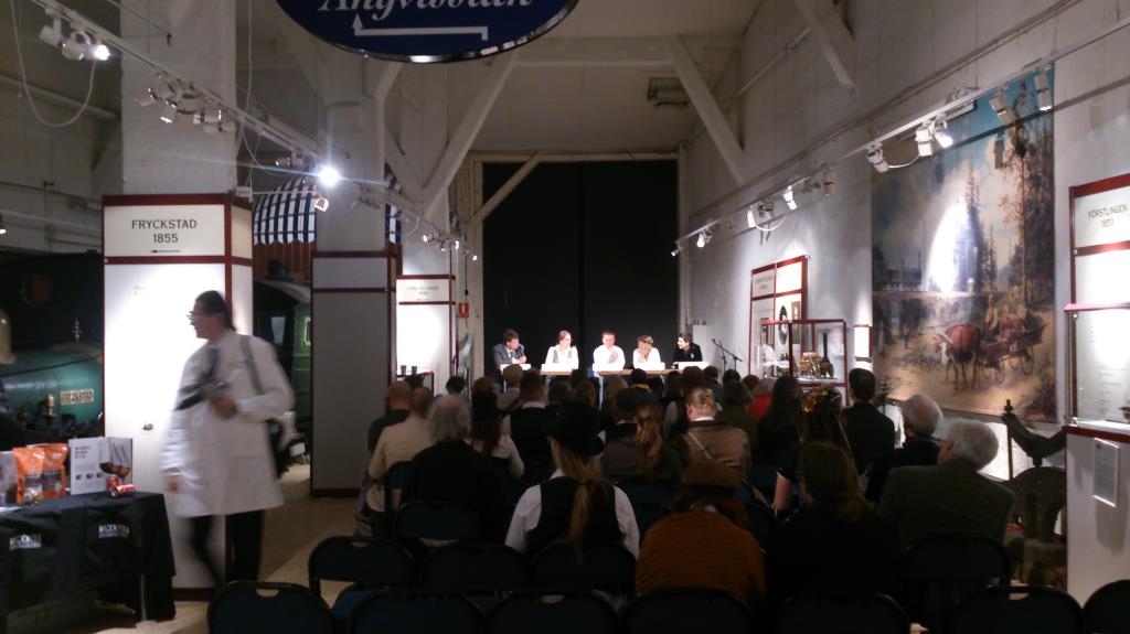 Steampunkfestivalen 2014, Paneldiskussion i Hall 1