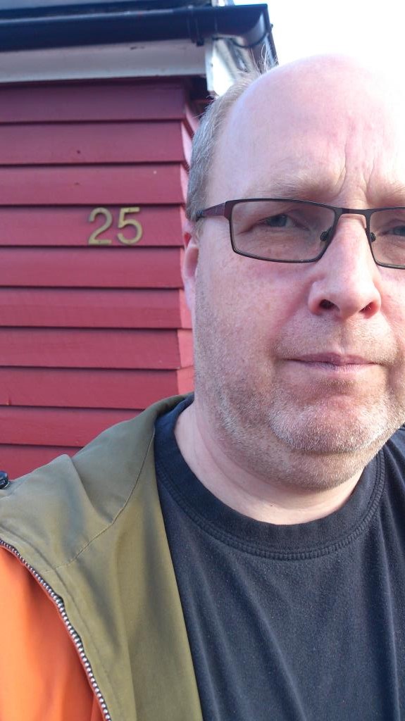 Stefan Gemzell vid Solgatan 25, Jokkmokk